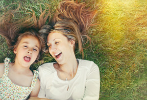7 типа взаимоотношения майка-дъщеря, които не трябва да следваме
