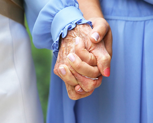 7 мъдри съвета на една баба към внучката й