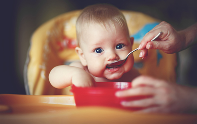 Съвети за хранене на бебето на една година