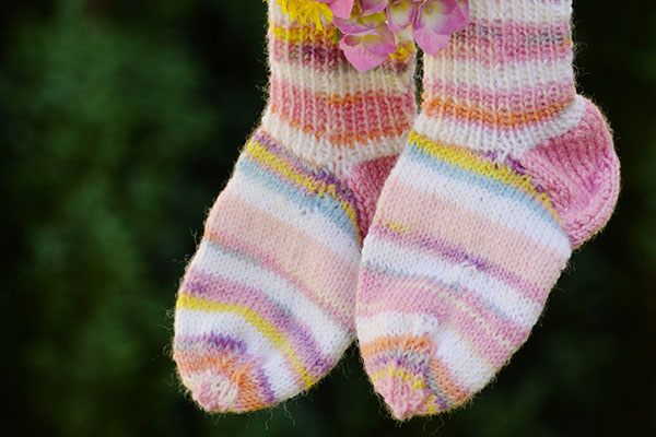 Обуйте шарени чорапи в международния ден на хората със Синдром на Даун