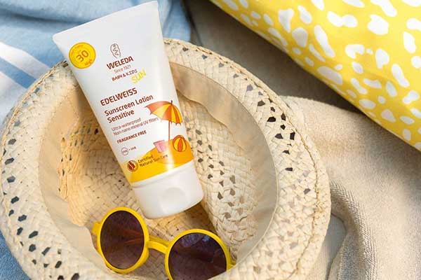 Слънцето идва с Weleda: Спечелете слънцезащитен продукт за нежната кожа на вашето слънчице