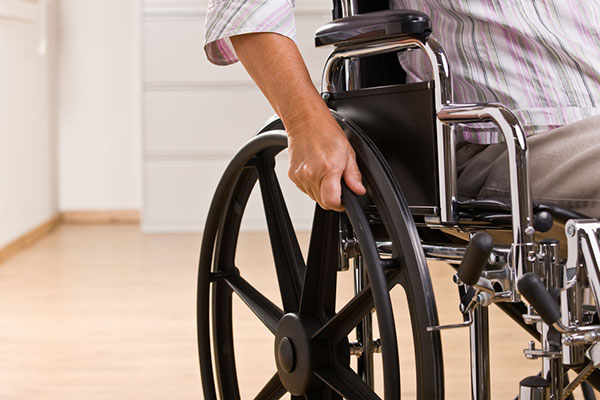 Държавата предлага защитата от уволнение на хора с увреждания да отпадне
