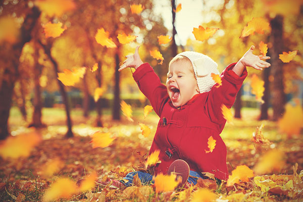 Полезни съвети как да държите есенните настинки далеч от хлапето