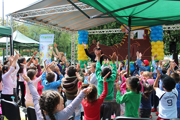 Весел детски празник зарадва децата на Тетевен
