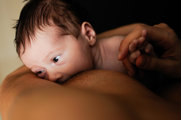 кърмене след раждането, първи дни с бебето, кърмене, бебе, майчинство, раждане, кърма, гърда, мляко, консултант, Ла Лече, бебе
