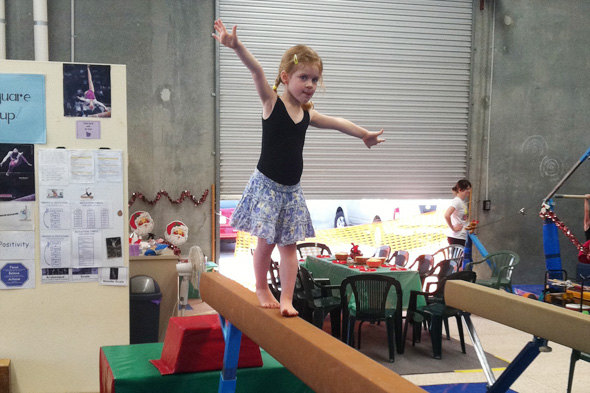 Fine-and-gross-motor-skill-development-balancing-Childhood-101