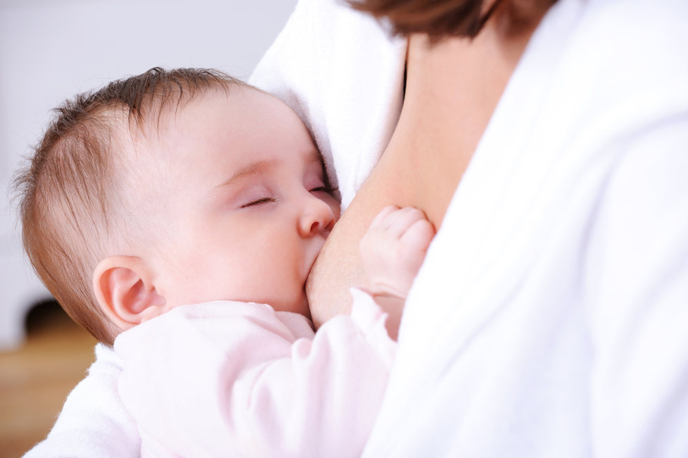 breastfeeding-newborn