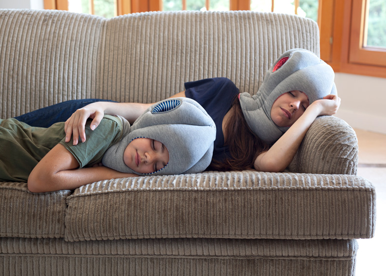 dezeen_Ostrich-Pillow-Junior-by-Kawamura-Ganjavian_ss_3