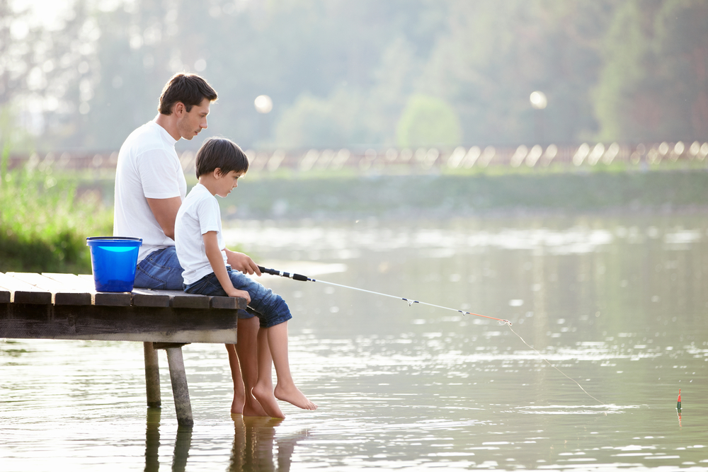 father_son_fishing