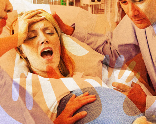 родилка крещи по време на раждане