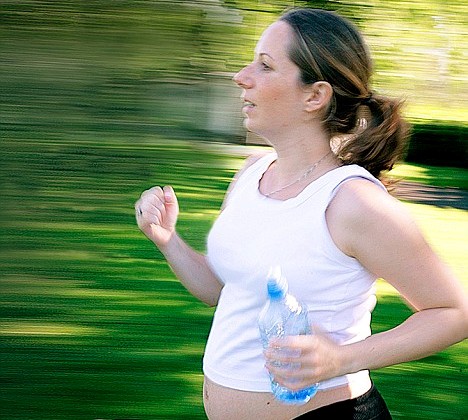 running-pregnant