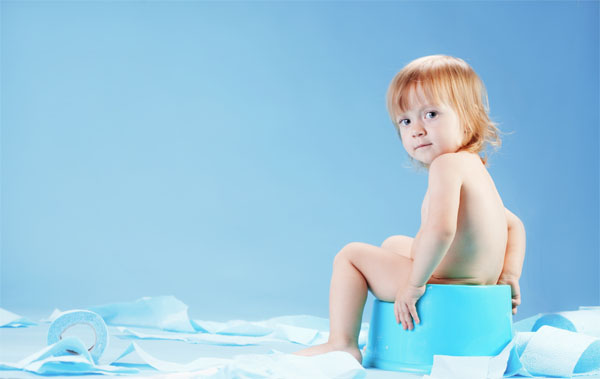 Приучаването към гърне и естествената бебешка хигиена