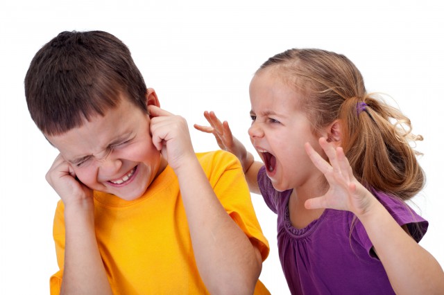 Кога децата започват да владеят гневните си изблици и как да им помогнем?