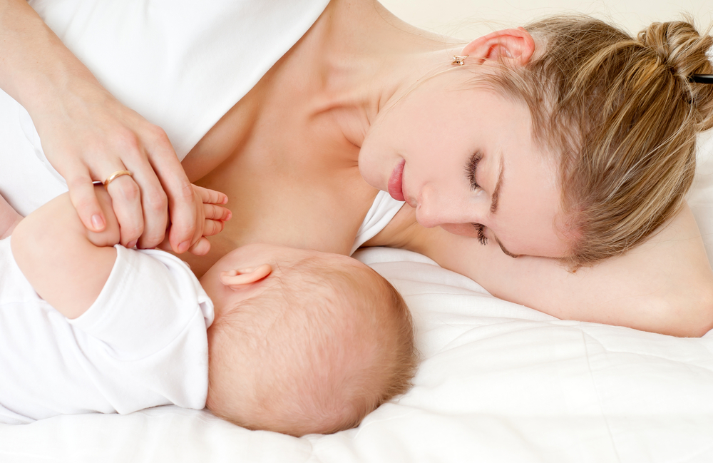 Възможно ли е да кърмя бебето си, което е със синдром на Даун?