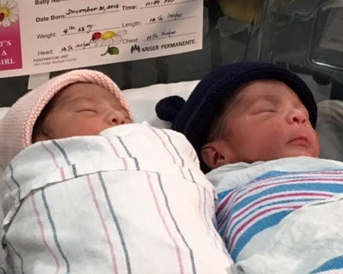 Близнаци ще празнуват рождените си дни на различни дати