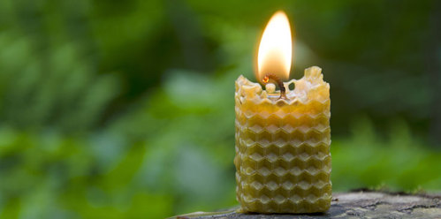 natural-candles-inside-post