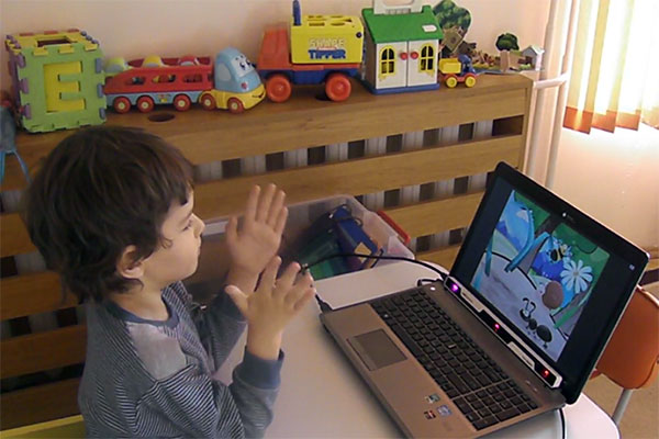 Иновативно обучение на деца със специални потребности, посредством технология с контрол на погледа, започва в Карин дом