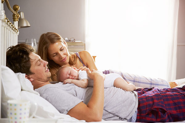 Най-малко шест години безсъние ви очаква, ако сте родители от скоро